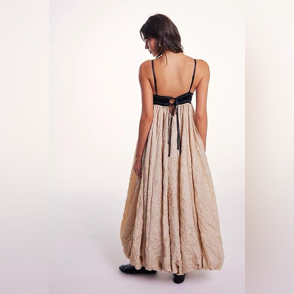 Free People Bellini Bubble Maxi Dress - Picture 4 of 7
